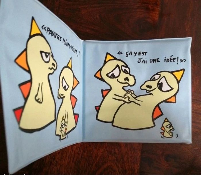 Lot de jouets de bain et 1 livre plastifié - photo numéro 10