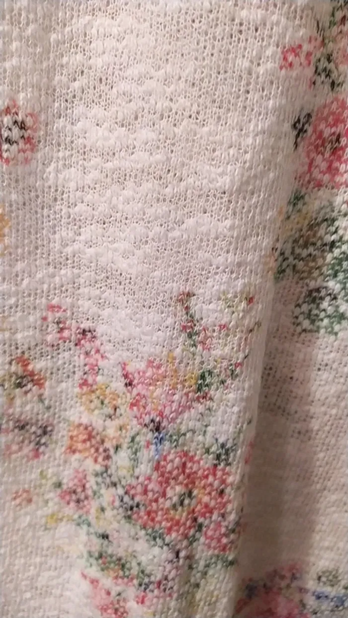 Pull fleurs et dentelle blanche S - photo numéro 6