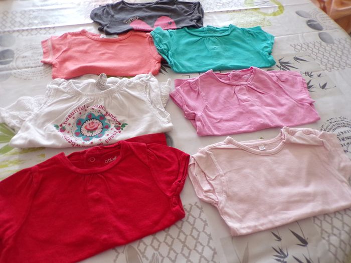 Lot 21 de vetement 6 mois - photo numéro 2