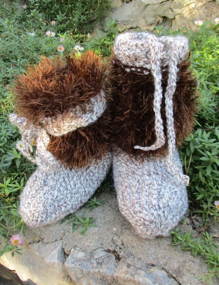 Chaussons  femme au tricot - photo numéro 2