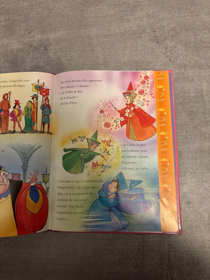 Livre Disney, mon Club, princesse, la Belle au bois dormant - photo numéro 2