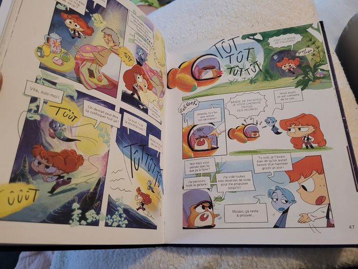 mortelle adèle la galaxie des bizarres (8e) - photo numéro 2