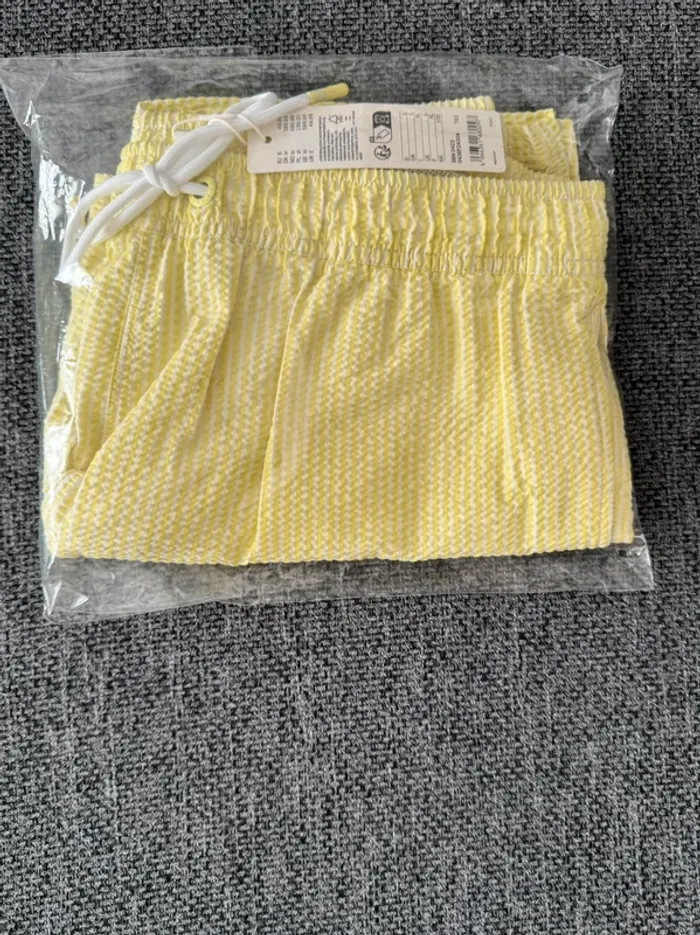 Caleçon de bain Esprit taille L neuf couleur jaune blanc rayé. - photo numéro 3