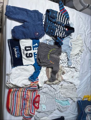 Lit vêtements garçon 6 mois