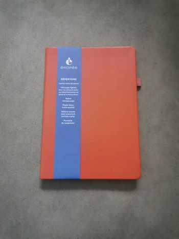 Cahier répertoire neuf