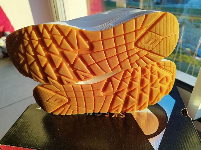 Skechers Los Angeles 42 - photo numéro 6