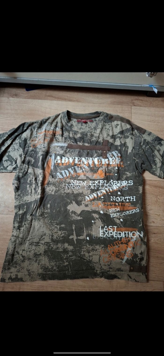 T-shirt taille S - photo numéro 2