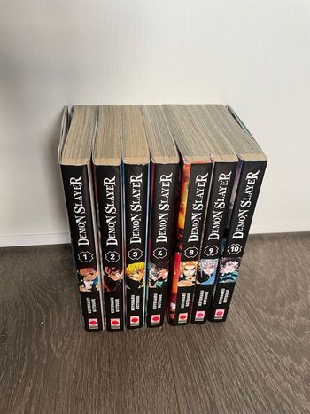 Lot 7 mangas Démon Slayer