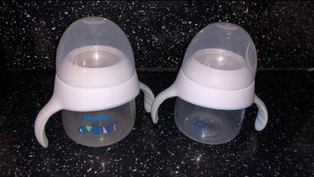 Biberon d’eau avent