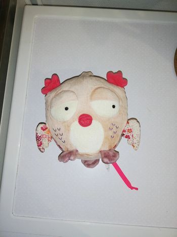 Doudou chouette boîte à musique