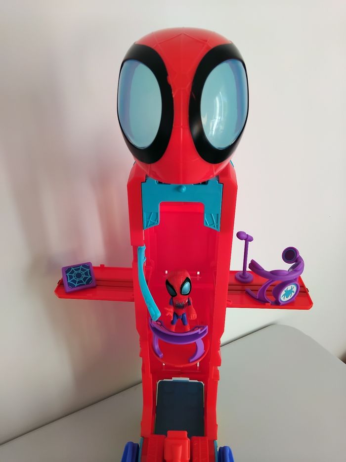SPIDEY Arachno Mobile Camion QG Spider 🕸 - photo numéro 3