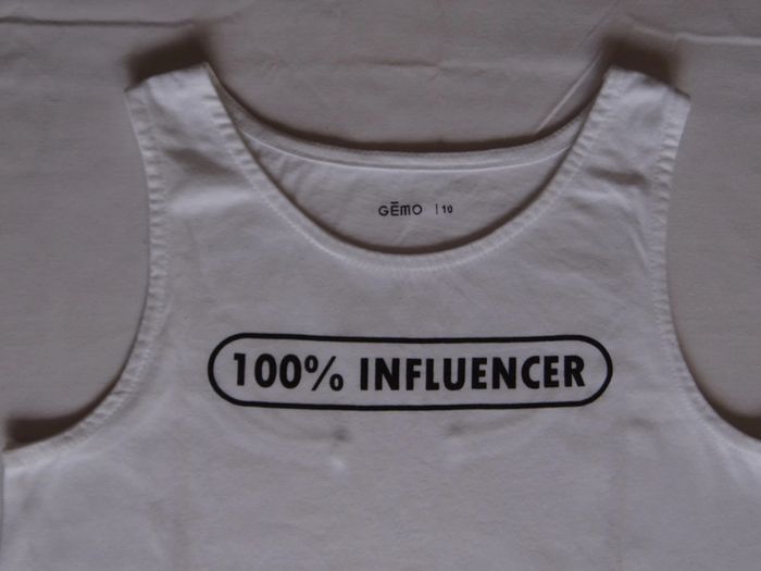 débardeur blanc 10ans - photo numéro 3