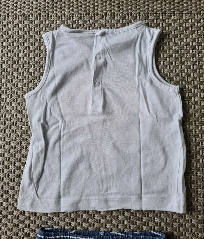 Ensemble T-shirt sans manches et short "marin" - 9 mois - photo numéro 4