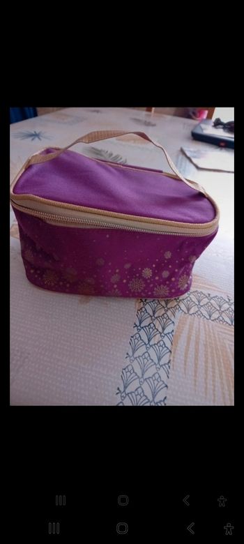 Trousse toilette