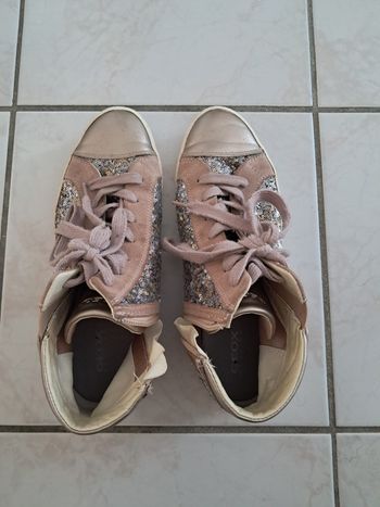 Basket montante à paillettes GEOX p. 39