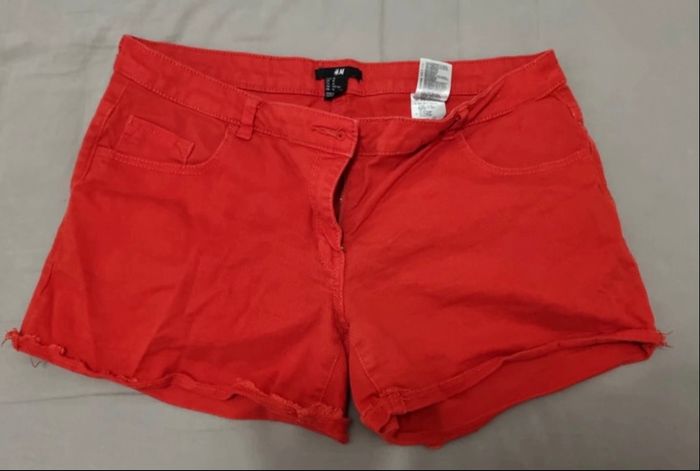 Short rouge - photo numéro 2