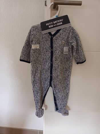 Petit bateau 6 mois dors bien neuf