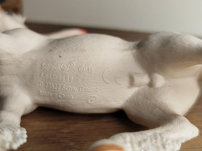 Figurine licorne adulte arc-en-ciel Fer a cheval Schleich Animal imaginaire Bayala - photo numéro 6