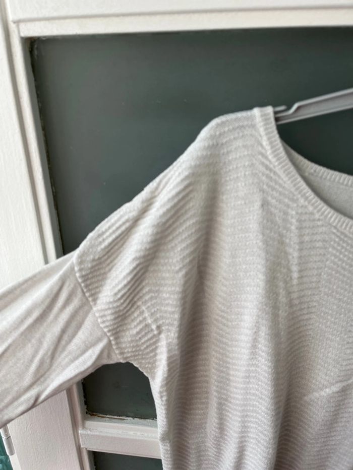 Pull léger blanc - photo numéro 2