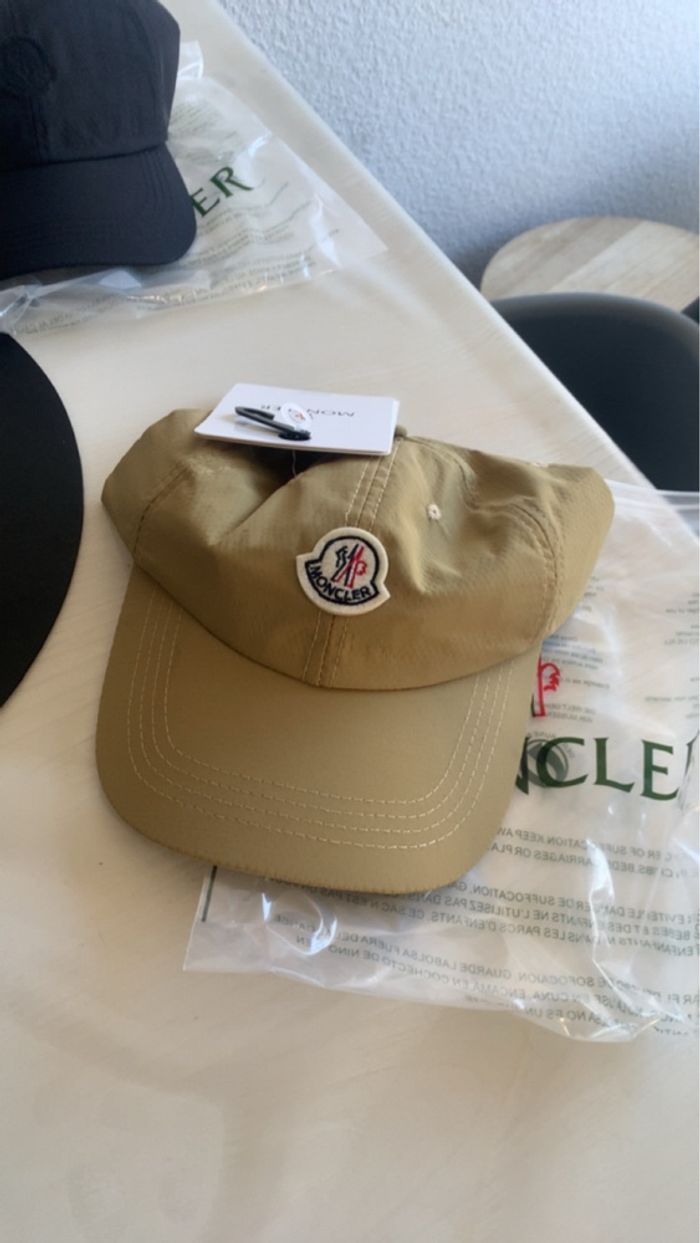 Casquette stone Moncler - photo numéro 2