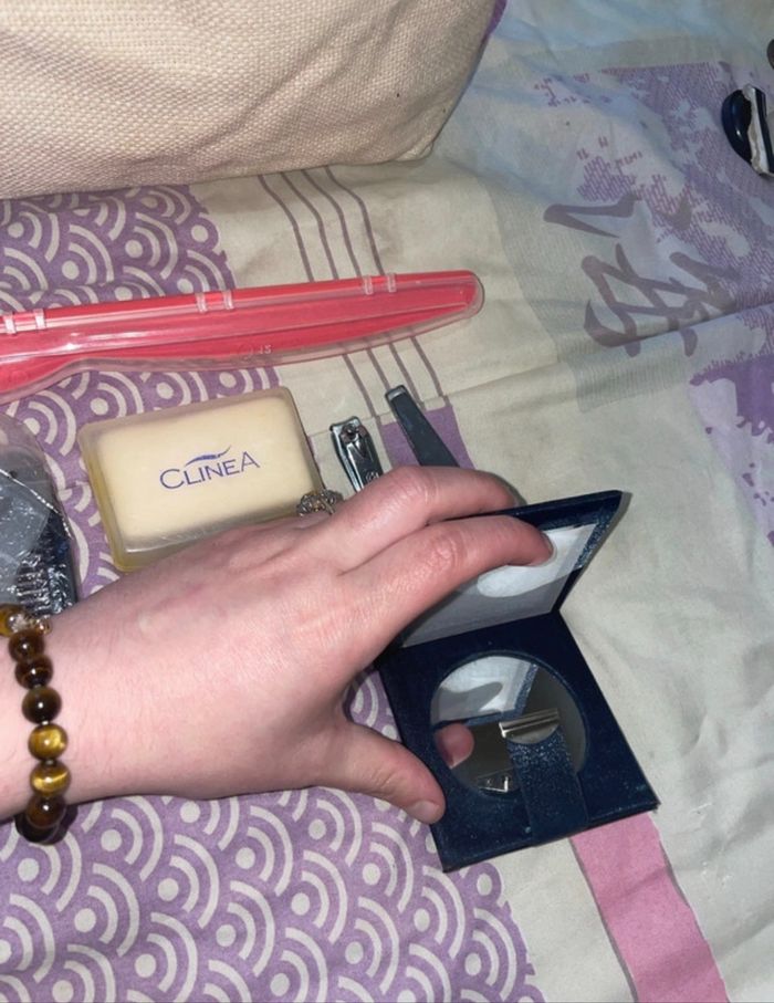 Trousse de toilette et accessoires - photo numéro 7