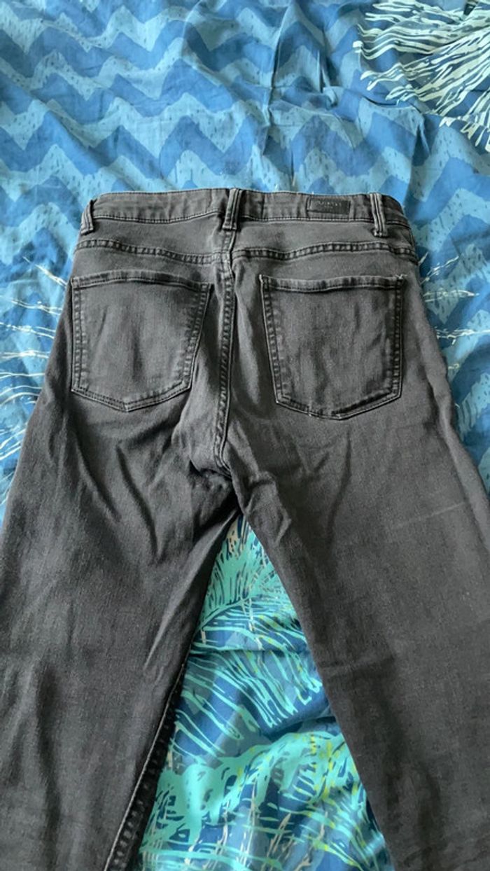 Jeans taille haute Bershka - photo numéro 3