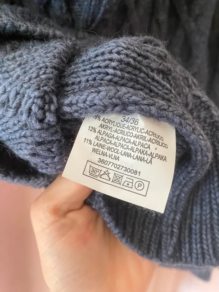 Pull bleu marine - photo numéro 11