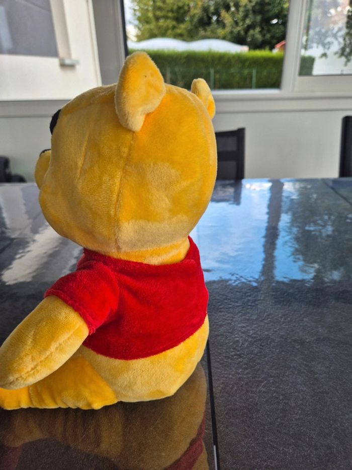 Peluche 25cm Winnie L'Ourson - Disney - photo numéro 2