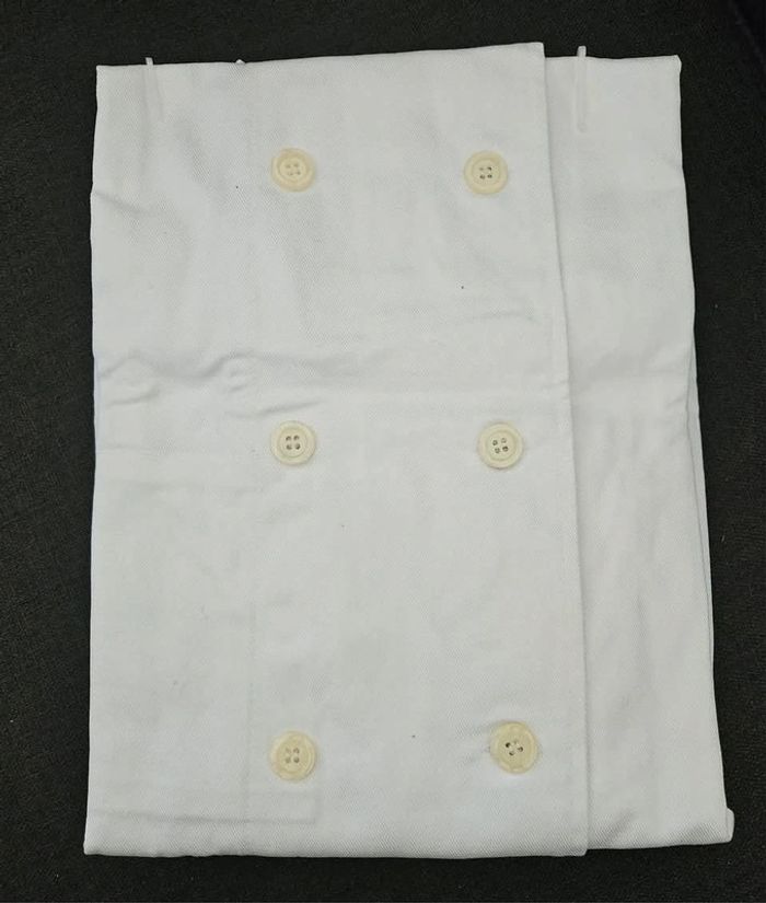Veste de cuisinier
Bragard.
Taille : 44
Neuve - photo numéro 8