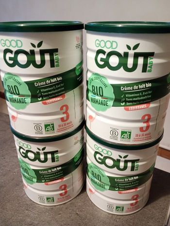 4 boîtes lait infantile neuves good goût 
