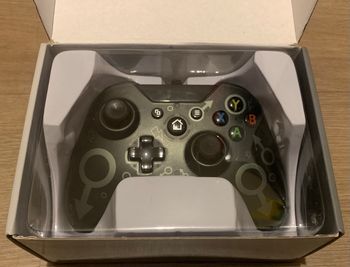 Manette filaire x box one et pc neuve 