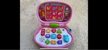 Ordinateur Lumi Vtech des tout petit rose