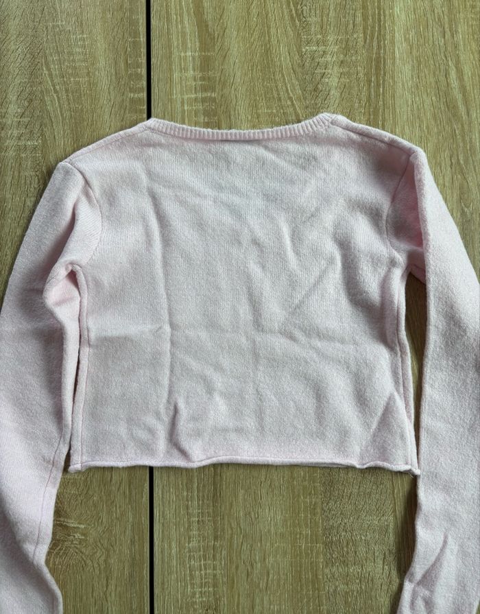 Pull court col V rose poudre Jennyfer neuf sans étiquette - photo numéro 2