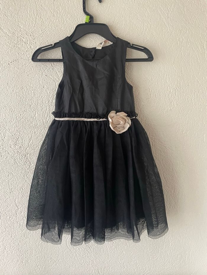 Robe de soirée pailletée 5/6 ans - photo numéro 4