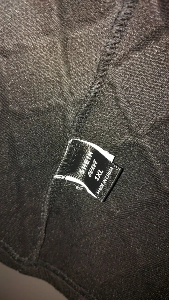 Gilet long noir - photo numéro 3
