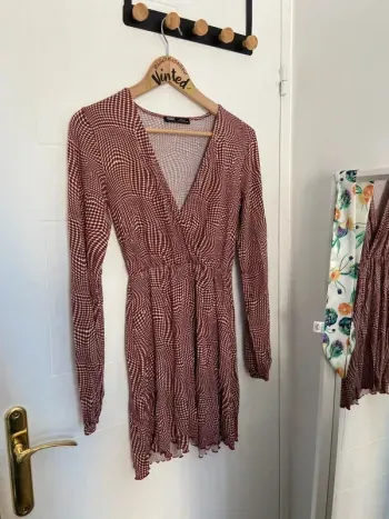 Robe manches longues style années 80 à pois Pull and Bear Taille S