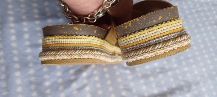 Claquettes femme Pointure 36 lisez bien l'annonce surtout - photo numéro 9