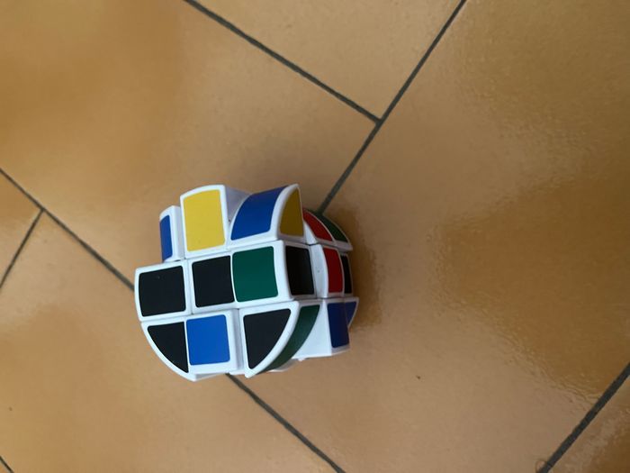 Rumik’s cube difforme - photo numéro 4