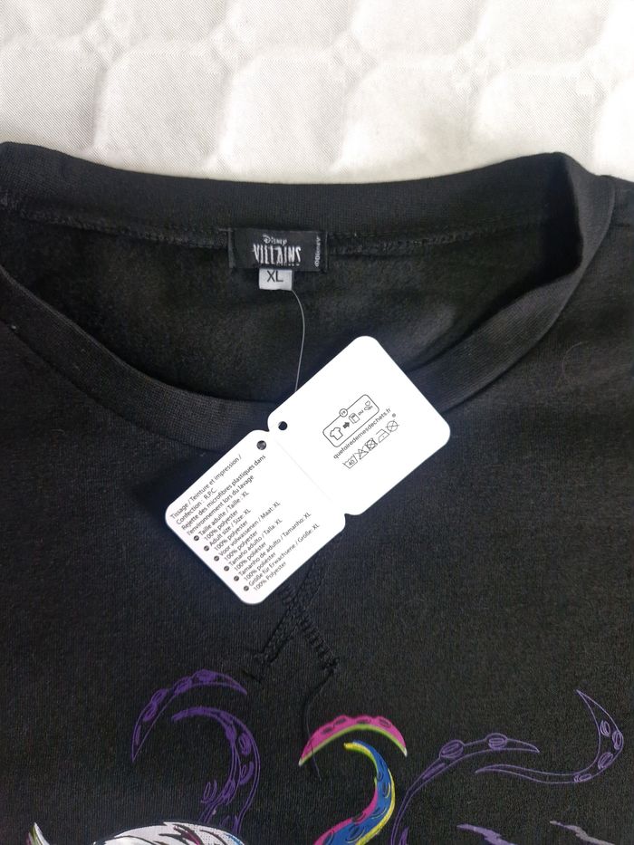 Pull mixte  , Disney  , vilain  , Ursula , la petite sirène , taille XL - photo numéro 3