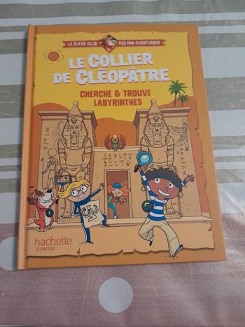 Livre le collier de cléopâtre 