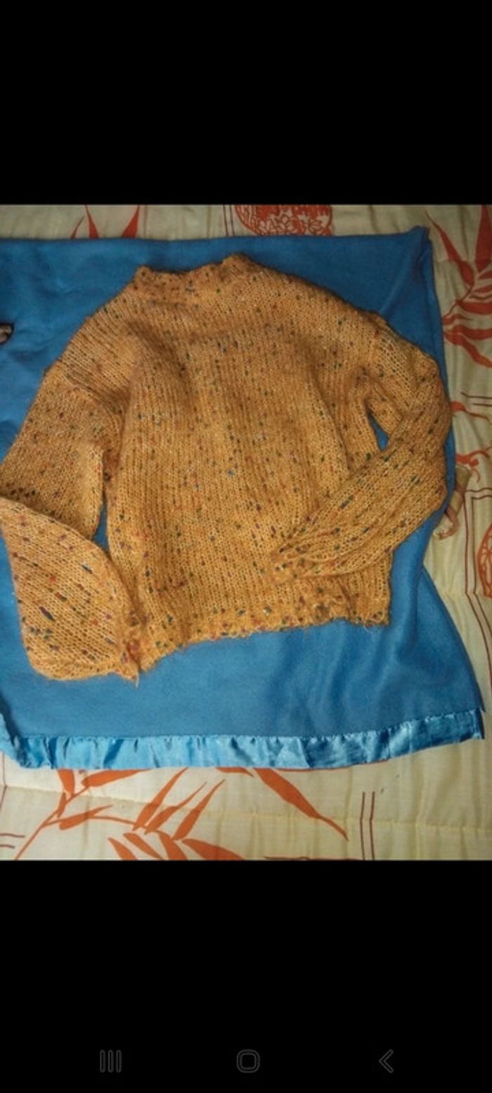 Pull col montant grosse maille légèrement pailleté