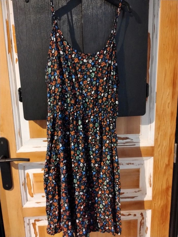 Robe bretelles h&m tête de mort - photo numéro 2