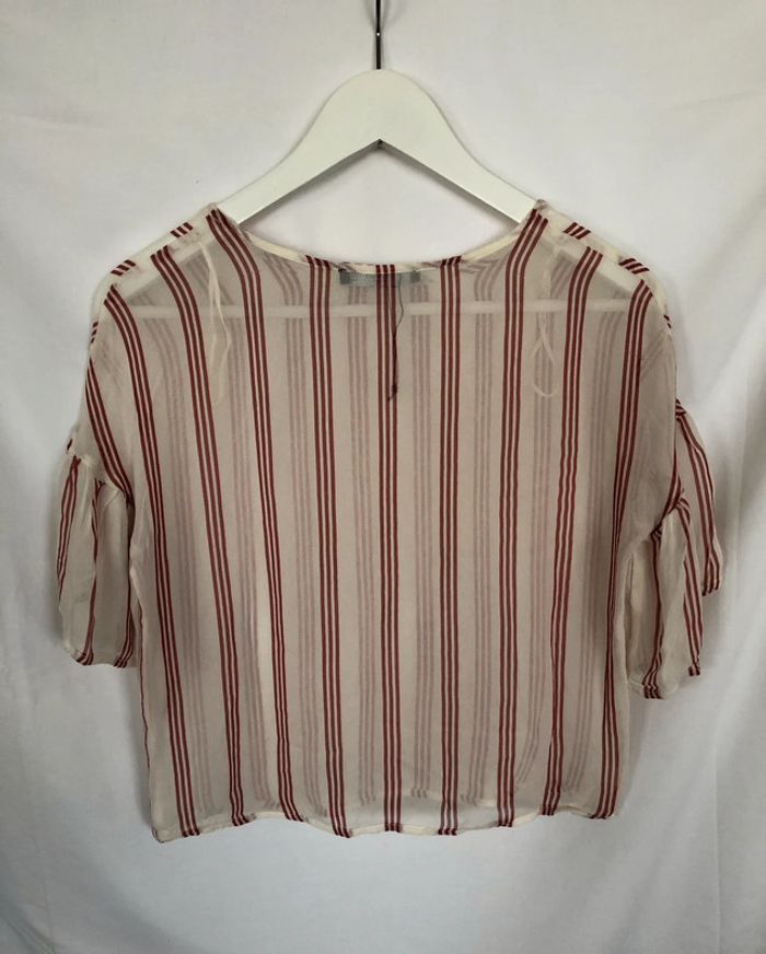 Haut Mango rayé blanc et rouge fluide taille XS / 34 ample très bon état - photo numéro 4