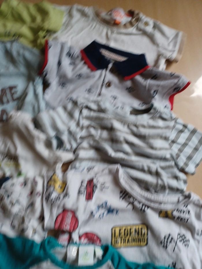 Lot 9 t-shirts 9 mois - photo numéro 3