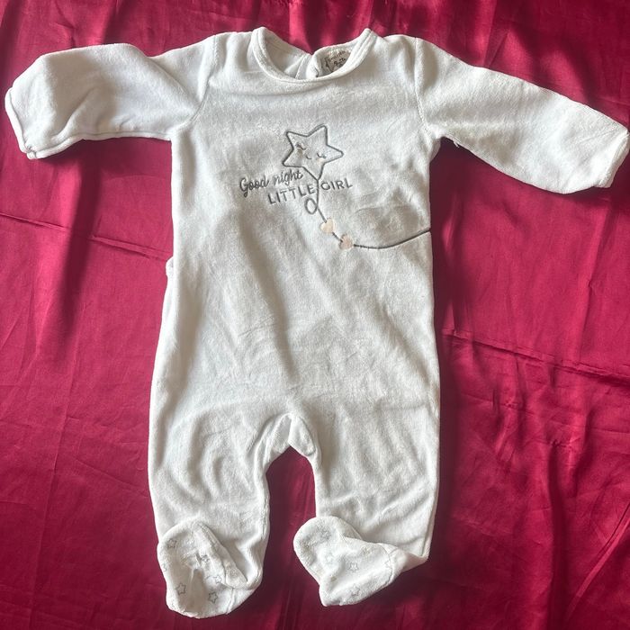 Pyjamas 1 pièce - photo numéro 5