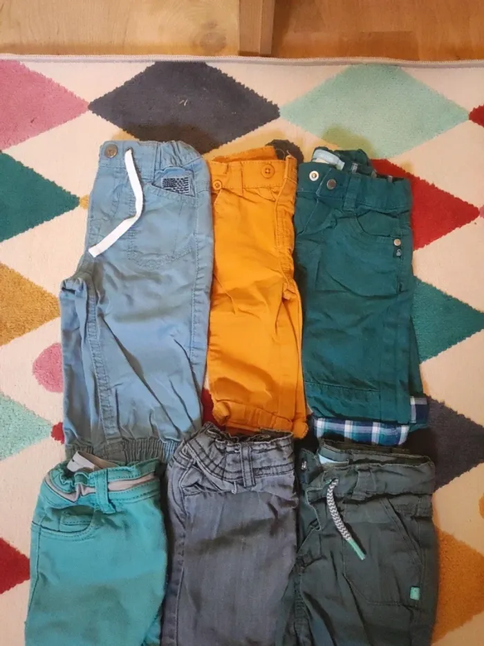 Pantalons 6 mois - photo numéro 2
