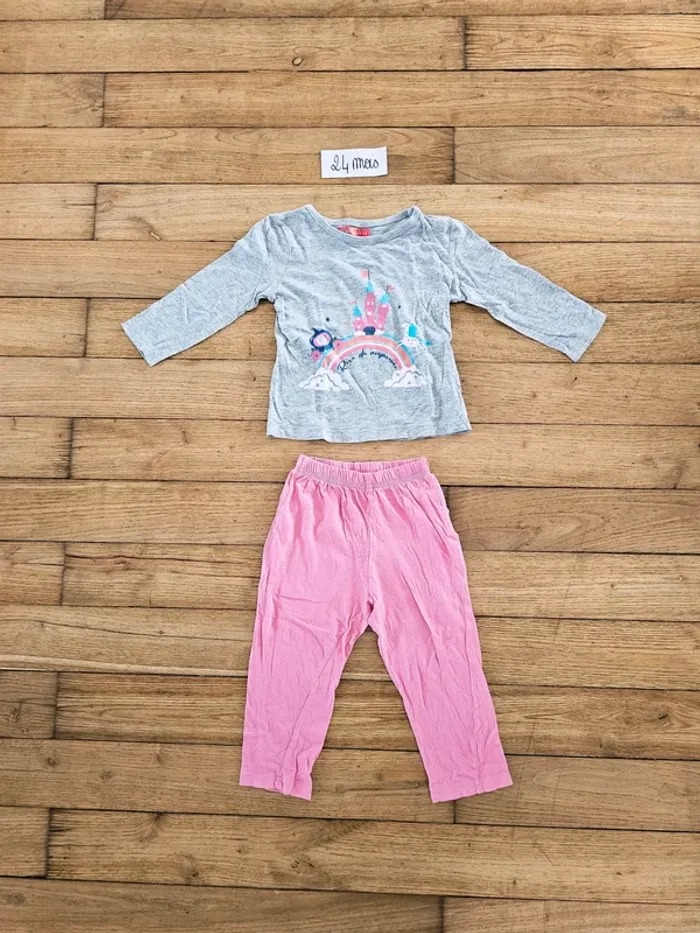 Pyjama 2 pièces en coton gris et rose princesse royaume bébé fille 24 mois 2 ans