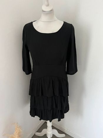 Robe noire jupe volants Sandro M