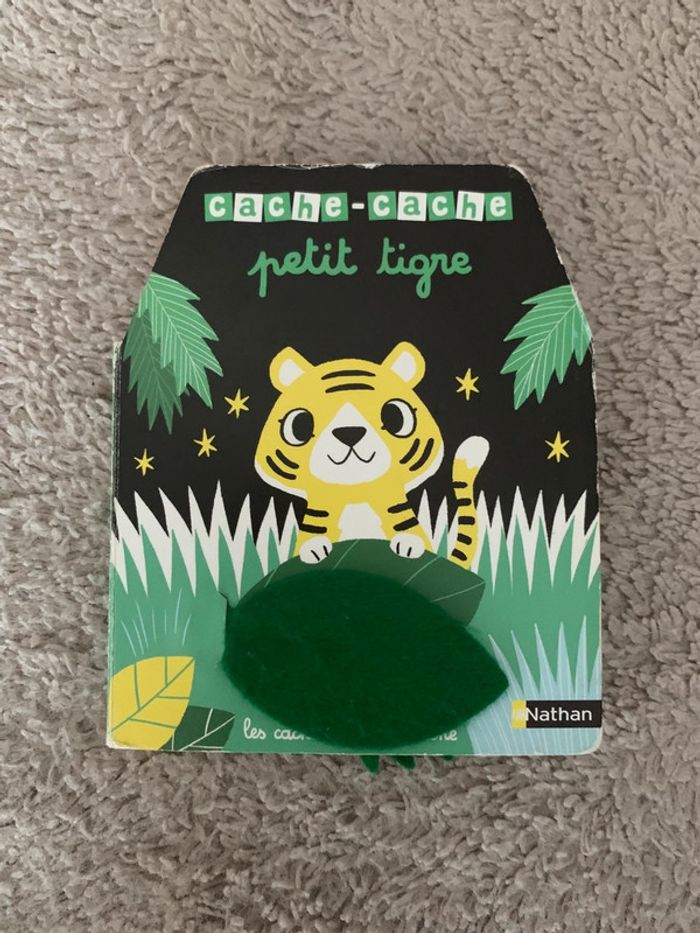Cache cache petit tigre Nathan feutrine