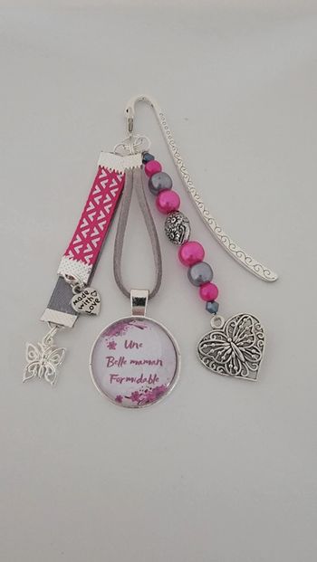 Cadeau belle mère, bijoux de sac ou marque page " belle maman formidable "